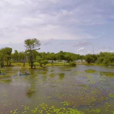 Grand Tamarind Lake Kataragama Esterno foto