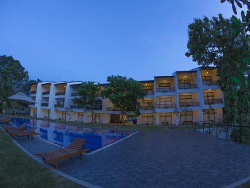 Grand Tamarind Lake Kataragama Esterno foto